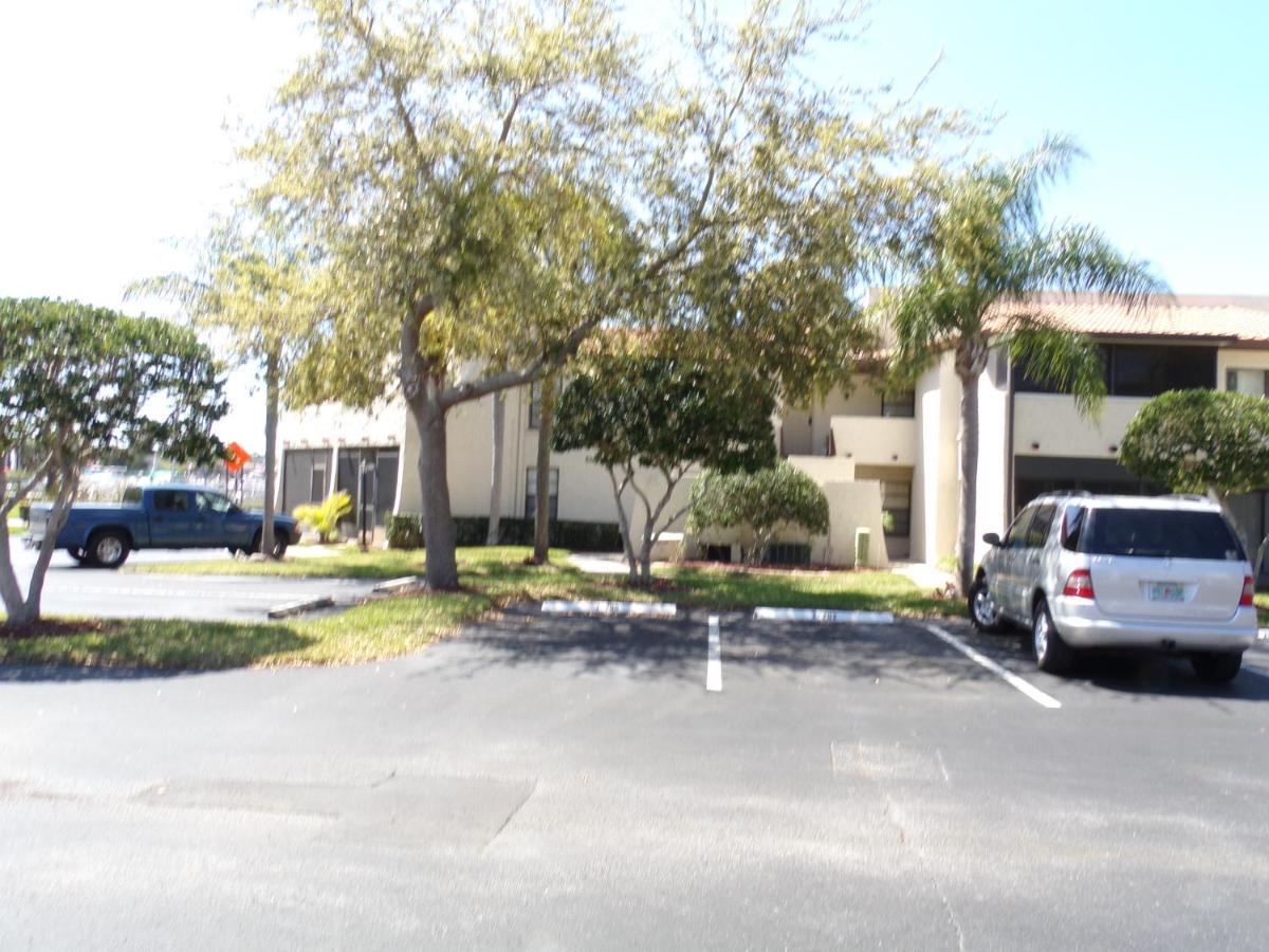 Florida Condos On Lake Tarpon Palm Harbor Extérieur photo