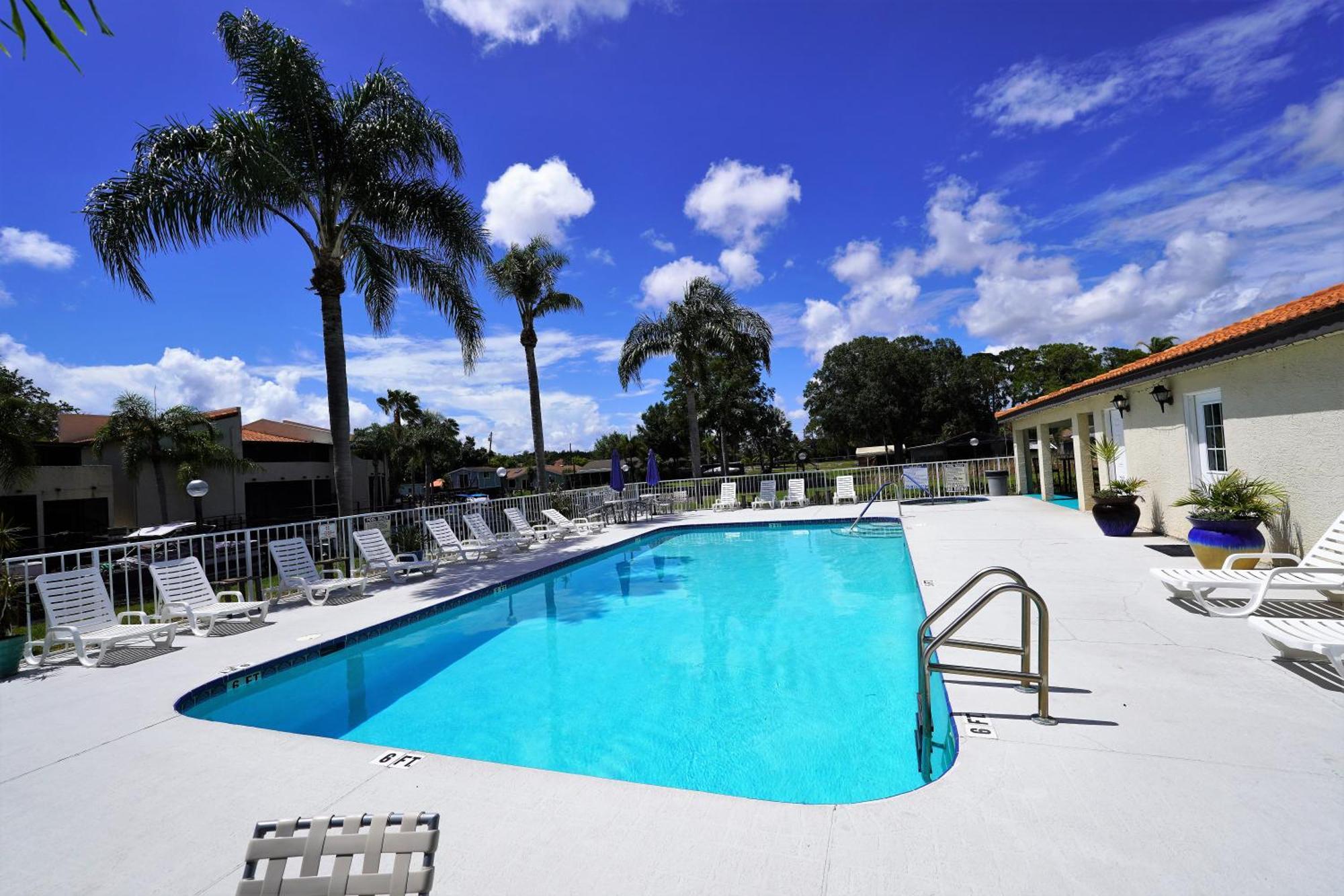 Florida Condos On Lake Tarpon Palm Harbor Extérieur photo